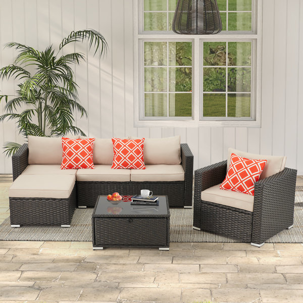 HOMREST Polyethylene (PE) Wicker 5 Person Seating Group with Cushions